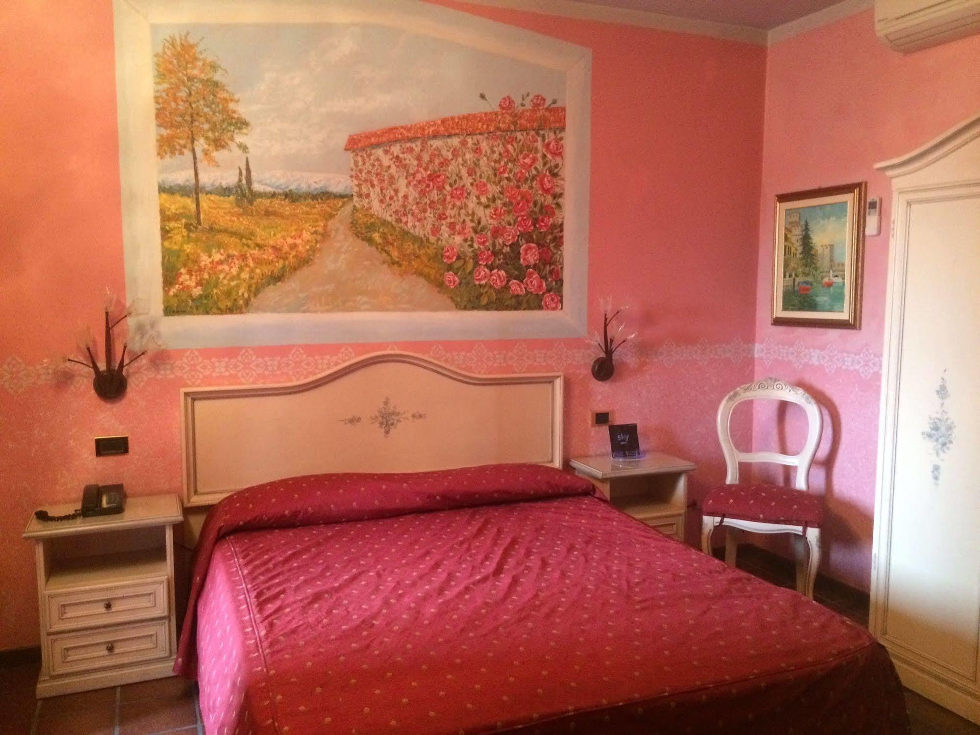 Hotel Bolero Sirmione Buitenkant foto